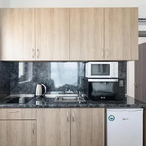 Ξενοδοχείο με διαμερίσματα Grand Dodo's Triada Seaview Αγία Τριάδα