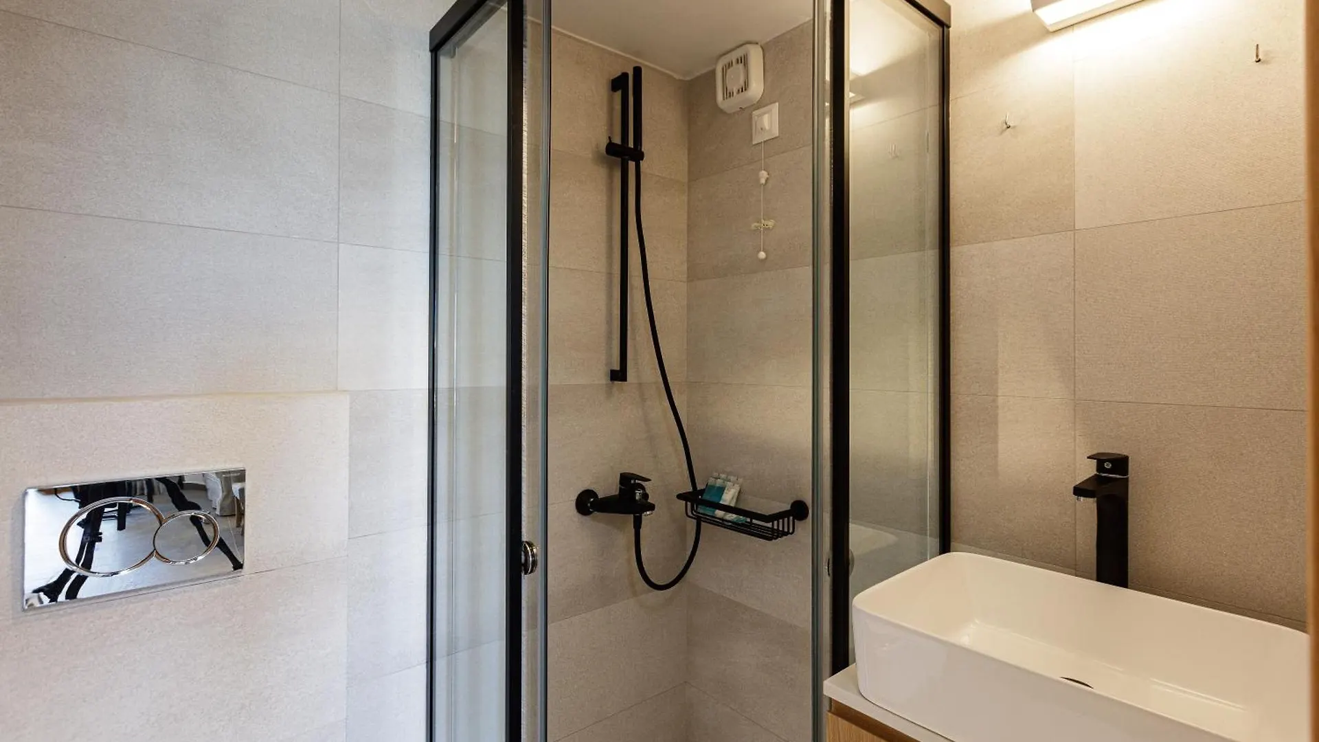 העיירה רתימנו North Coast Seaside Suites מלון העיירה רתימנו